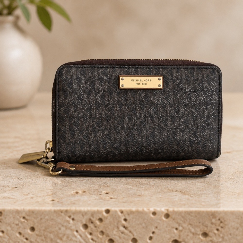 Michael‎ Kors Brown Signature MK Logo Continental Wristlet Zip Around Wallet